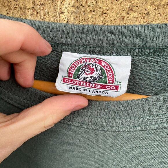 Vintage 1993 Northern Woods Wolf Print Crewneck XL - Picture 3 of 8